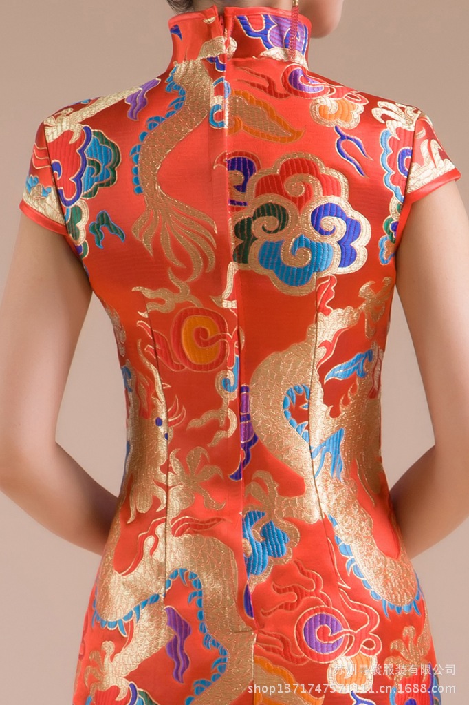 2013新款 高领斜襟 龙纹祥云装饰小礼服