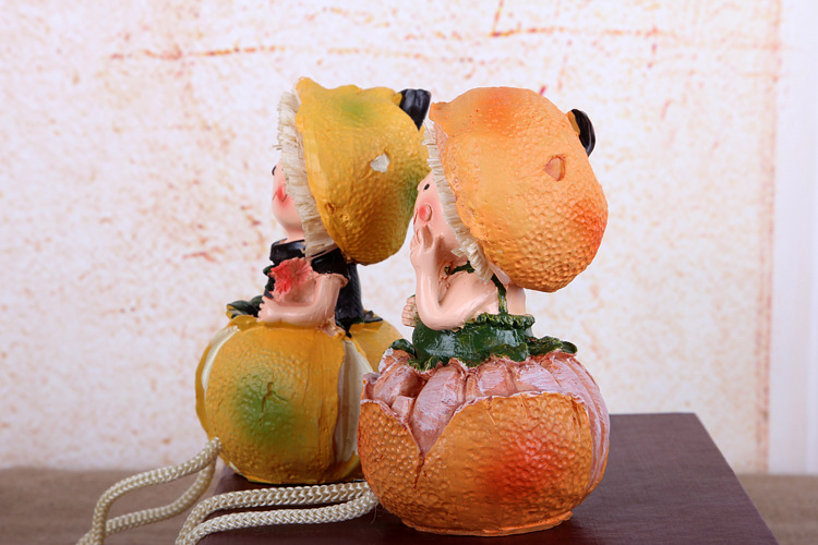 创意zakka树脂橘子姐妹吊脚娃娃家居装饰摆件礼品批发sf340