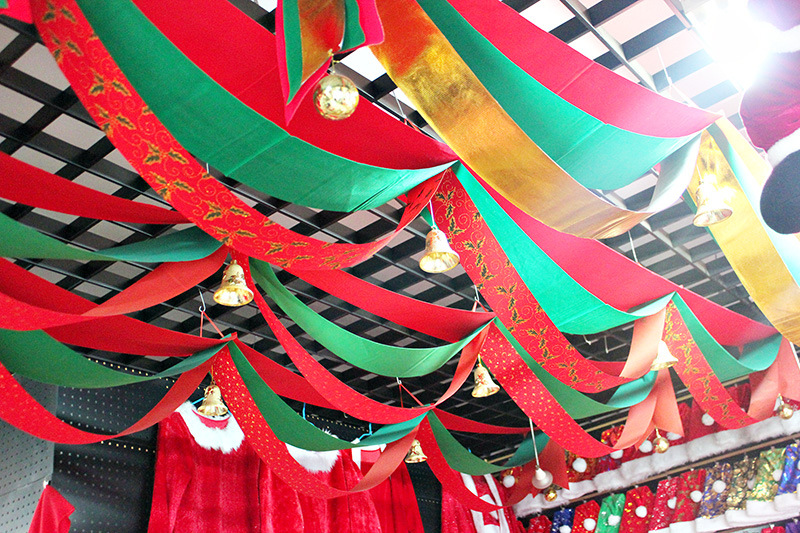 圣诞节挂旗 彩旗圣诞吊顶波浪旗 圣诞节商场装饰带铃铛吊旗