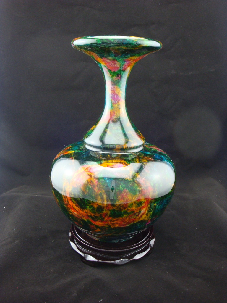 批发台湾七彩玉石花瓶