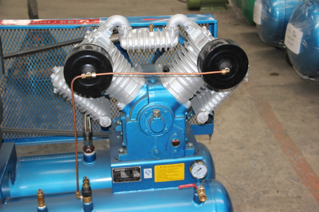 柴动空压机 1.05/10活塞式柴动空压机