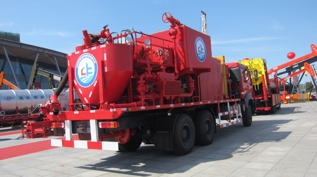 石油机械设备 固井车
