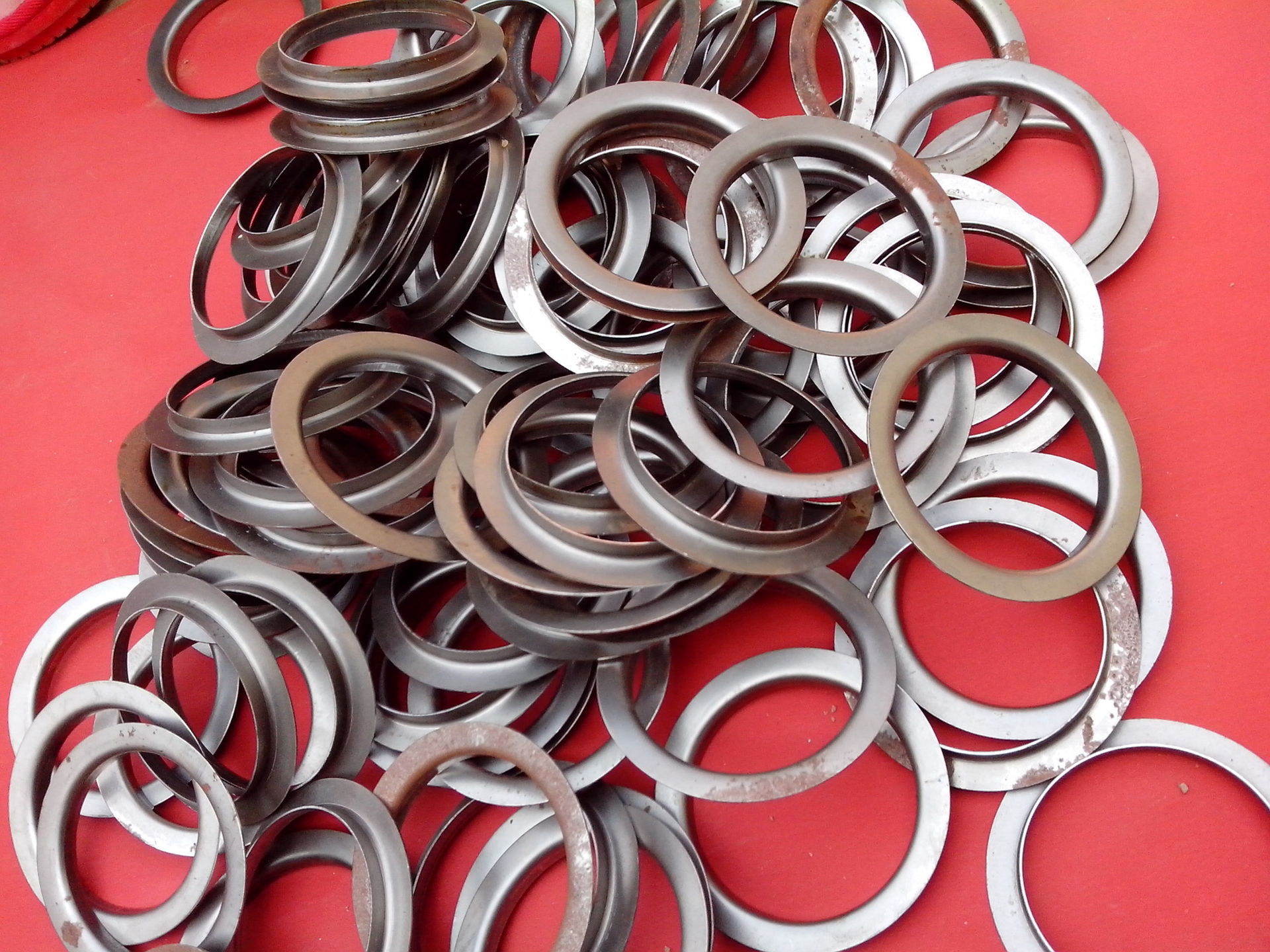 厂家生产冲压件 油封壳 骨架 铁垫 编号yl-320