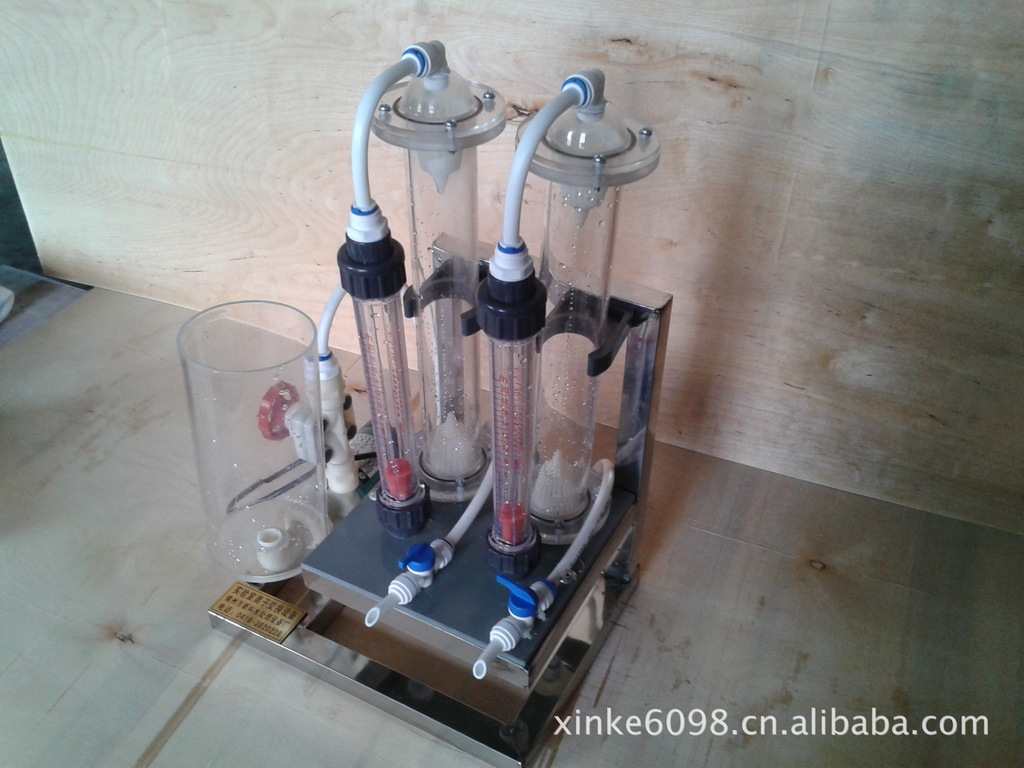 辽宁锦州厂家订做电渗析设备,小型电渗析器,实验用电除盐装置详情