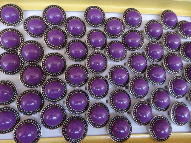 圆形紫色琉璃复古女式戒指 新款韩版时尚精美戒指批发 边缘雕花