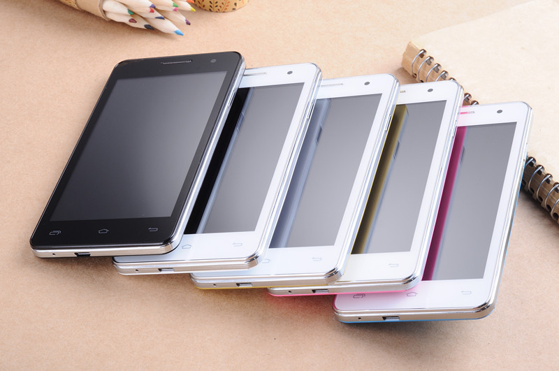 7寸送大礼包 双卡双侍 低价四核安卓智能手机批发