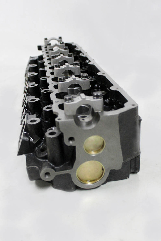 汽车发动机缸盖 汽缸盖 缸头