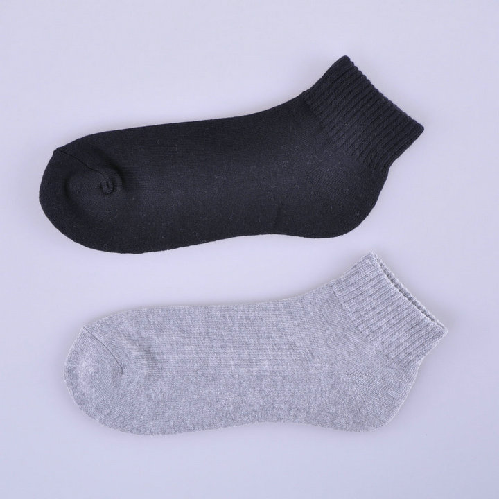 素色黑色灰色男袜 半毛巾底男士全棉袜子批发 低帮短筒船袜批发