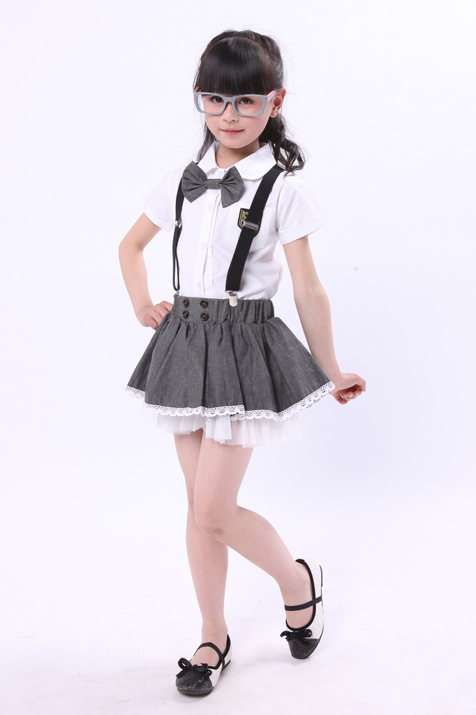 320 厂家直销 2013女童短袖衬衫 背带裙套装 儿童校服批发