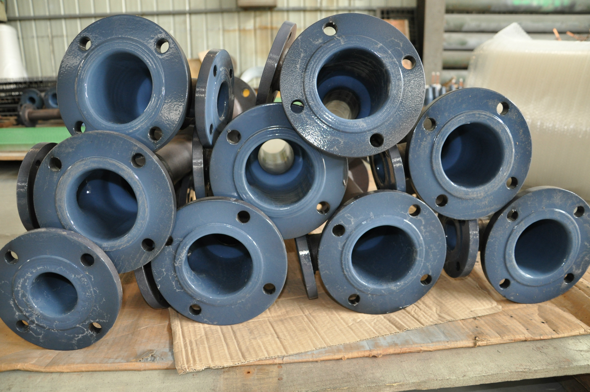 提供四氟喷粉防腐加工喷涂