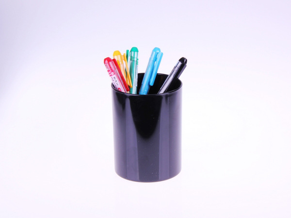 厂家直销 办公用品 圆形简易笔筒plastic pencil holder 85108