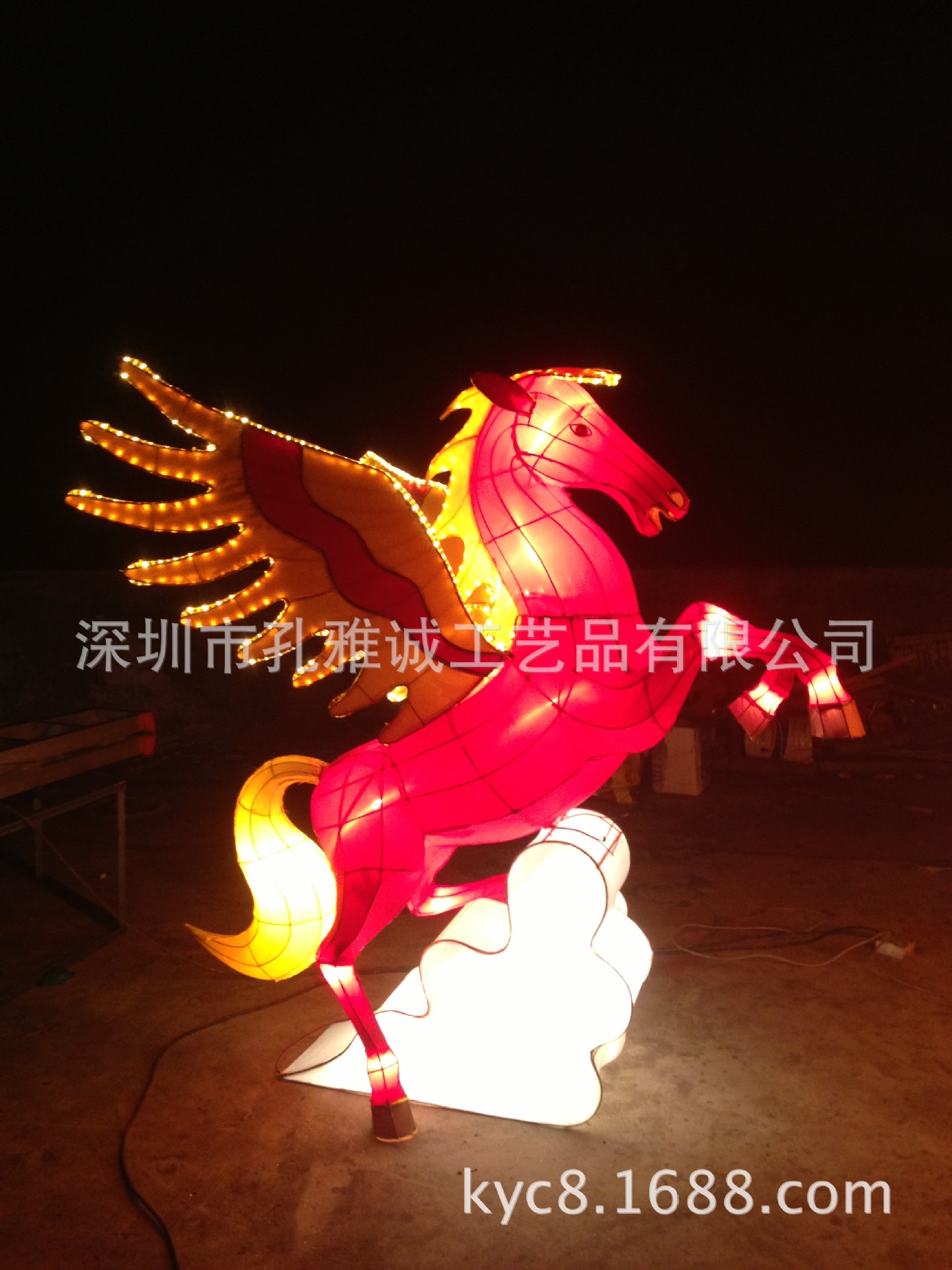 聚宝盆花灯 马年花灯 十二生肖花灯 春节公仔花灯 大型春节元宵
