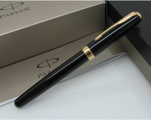 派克 包装方式:礼盒 笔身颜色:宝石红 外壳材质:金属 货号:08卓尔福