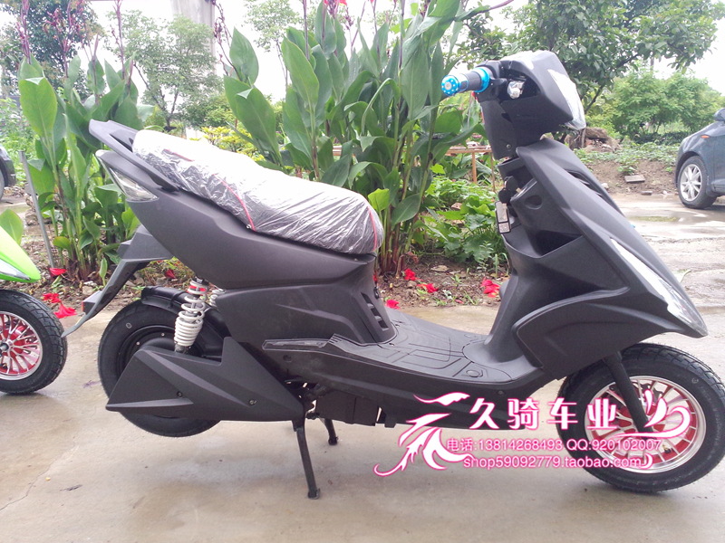 批发供应2013年最火爆车型雅马哈rsz鬼火电摩电车 电动车