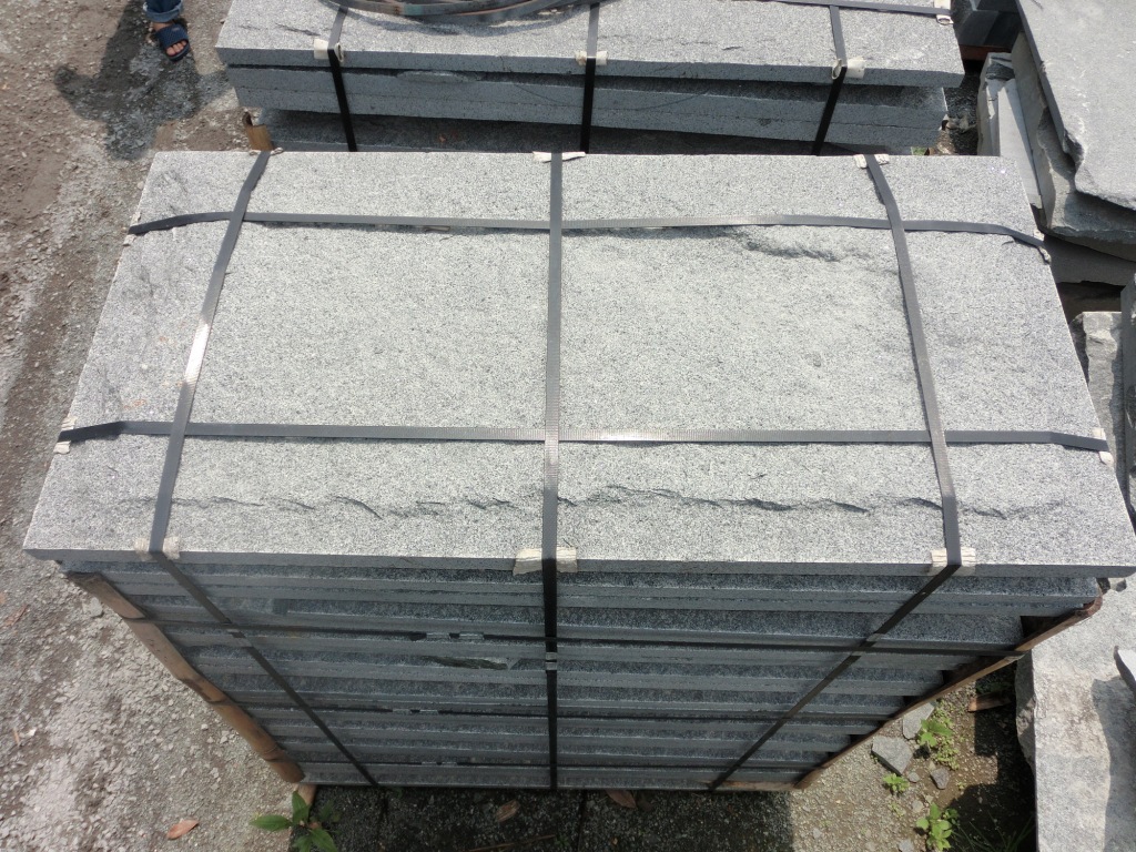 【产地直销】长泰 芝麻黑g654 大规格蘑菇石 /花岗岩石材 芝麻灰