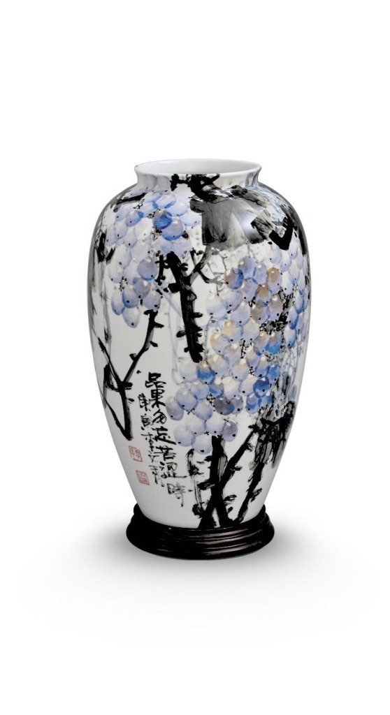 当代书画名家作品 李文秀作品 20.5寸葡萄花鸟花瓶 创意陶瓷礼品