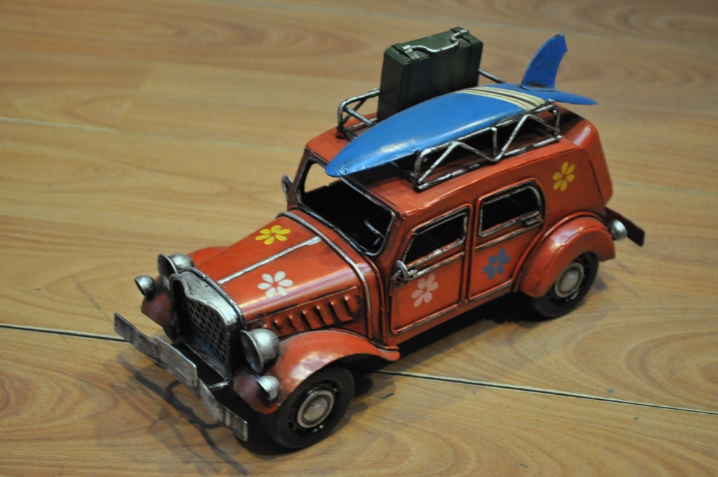 【工艺摆设】纯手工铁皮汽车模型/车模/仿古汽车模型商务车