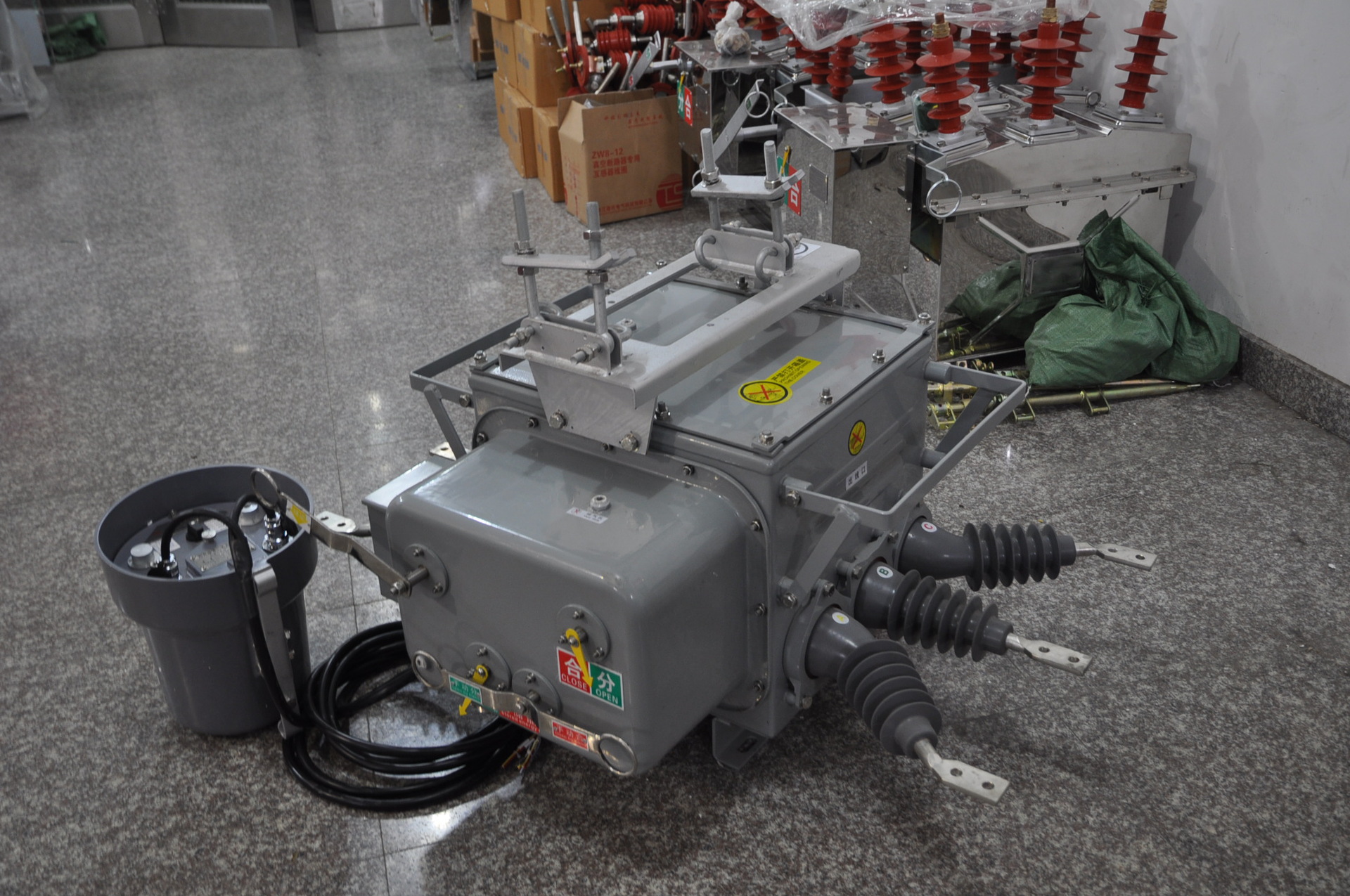 专业生产 户外负荷开关 zw20-12柱上真空分界开关