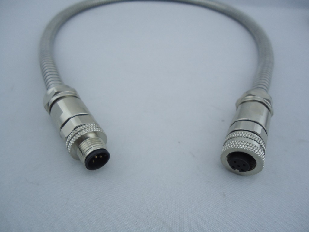 厂家直销m8装配式 a型号 公头 母头 4pin 塑胶连接器