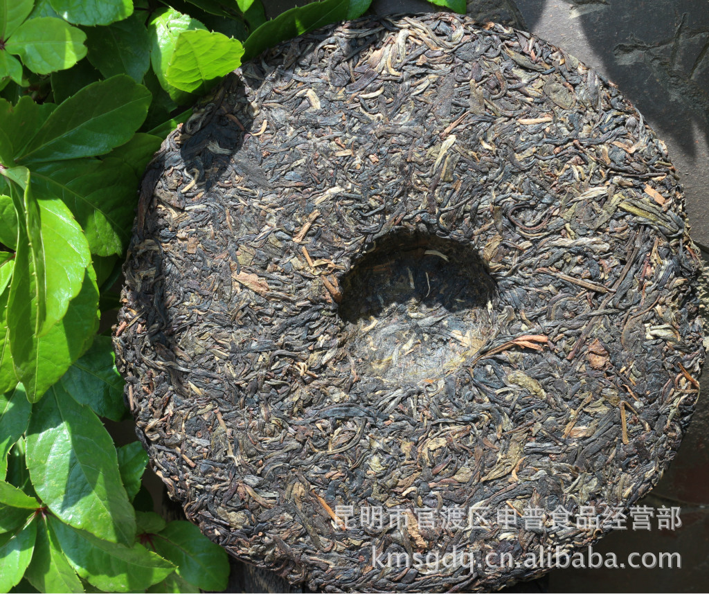 班章青饼 料好 价便宜普洱茶 生茶 勐海班章正山茶厂 茶叶 普洱茶