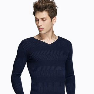 批发2013新款男士修身v领毛衣针织衫时尚都市打底衫潮男装700003