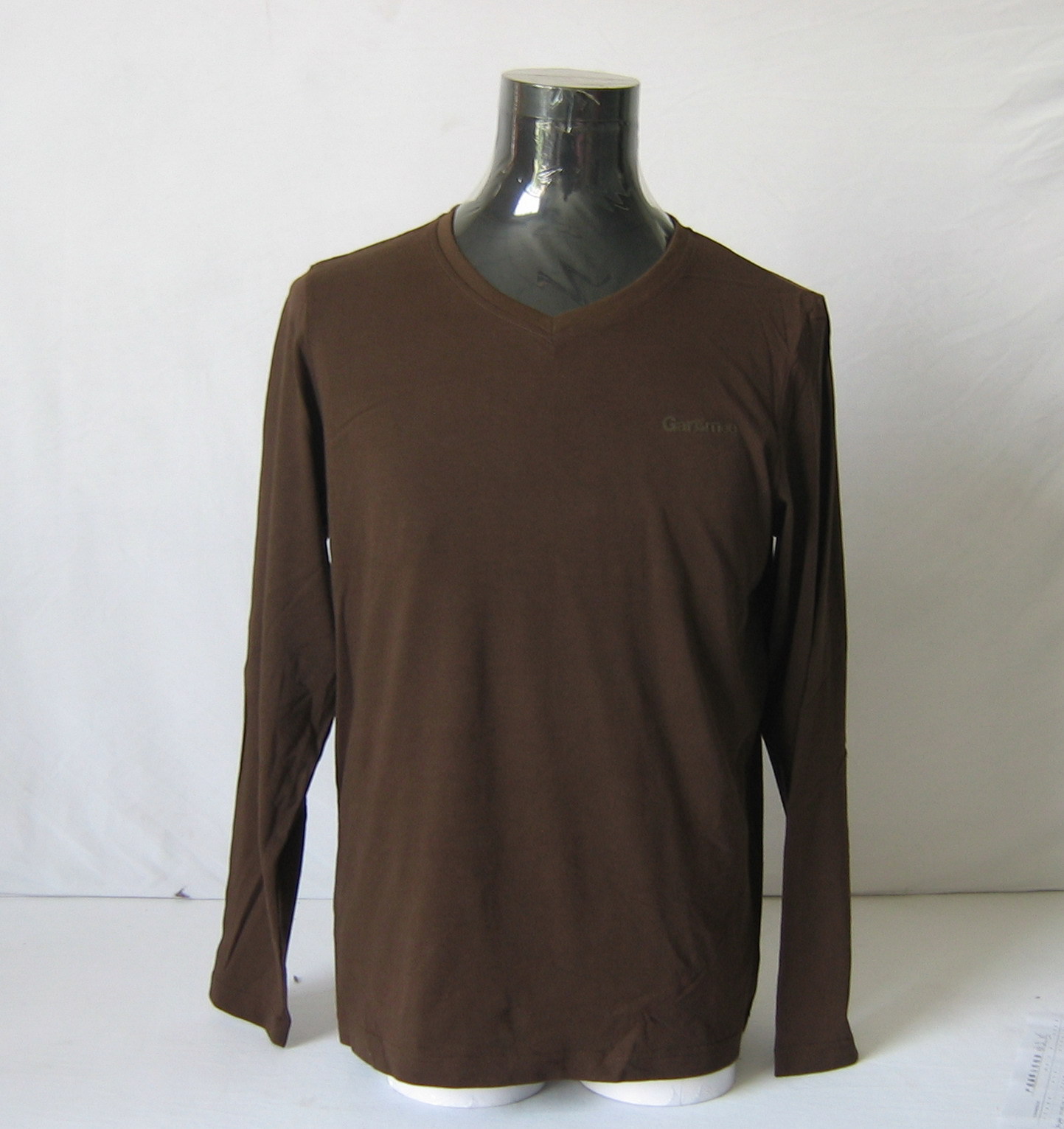 衣长 1/2胸围 袖长 肩宽 帽高 帽宽 s 68 49 64 42 39    m 70 51 66