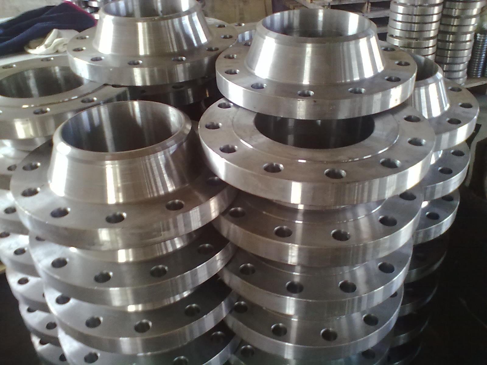 生产碳钢法兰 带颈法兰 图片_高清大图 - 阿里巴巴
