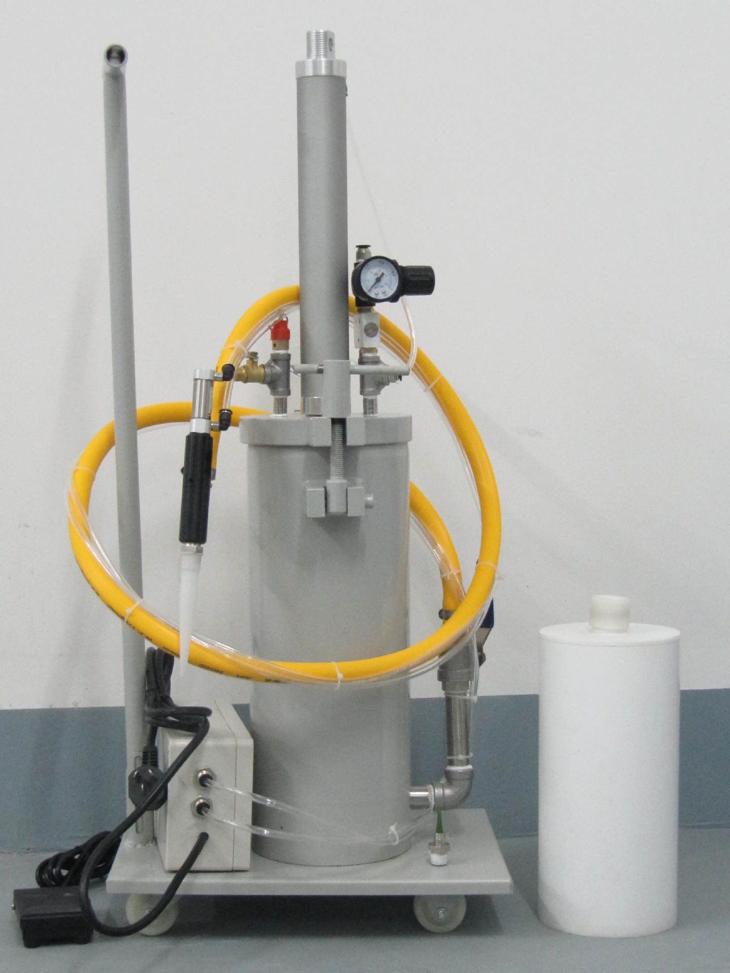 专用型点胶机圆形点胶机2600ml点胶机蠕动式点胶机