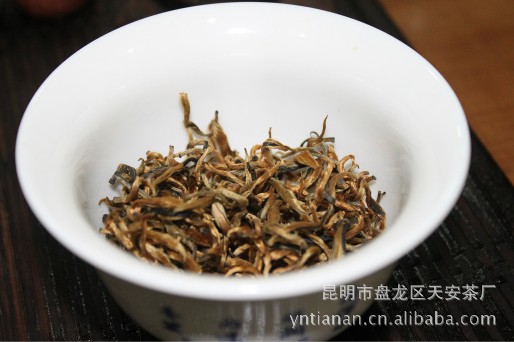 2013头春蜜香金丝 香甜可口 爽滑顺喉