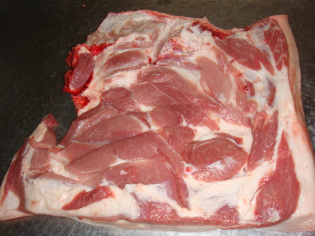 厂家直销优质冷冻猪肉冻猪带皮肉五花肉