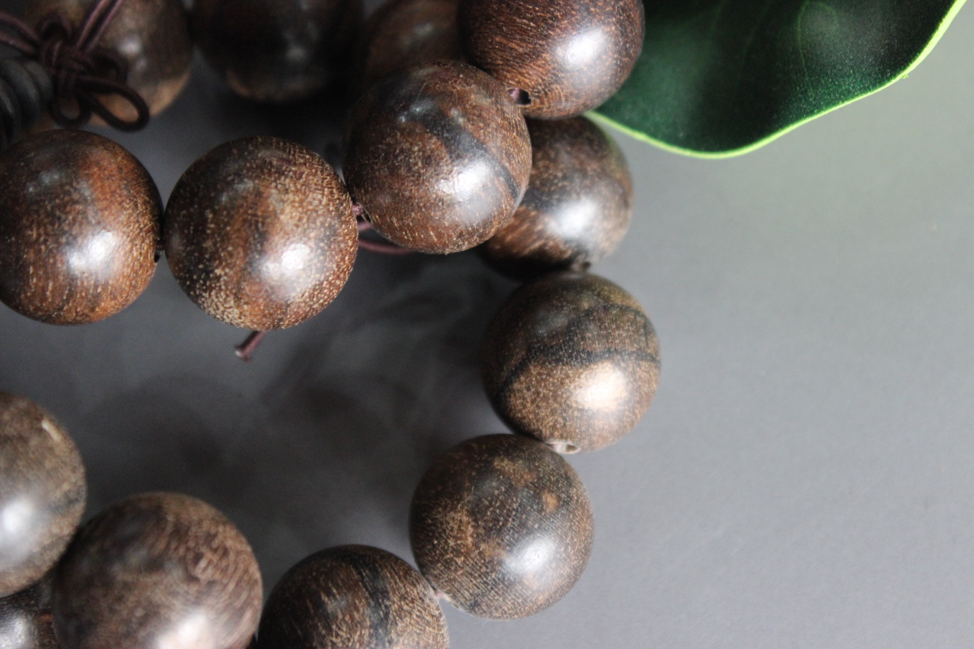 聚艺阁工艺虎沉沉香东帝汶佛珠手串20cm