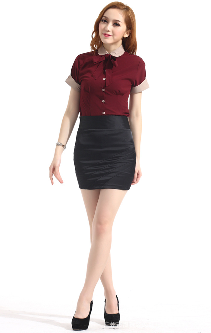 仪可儿职业服饰——因为专注,所以专业!