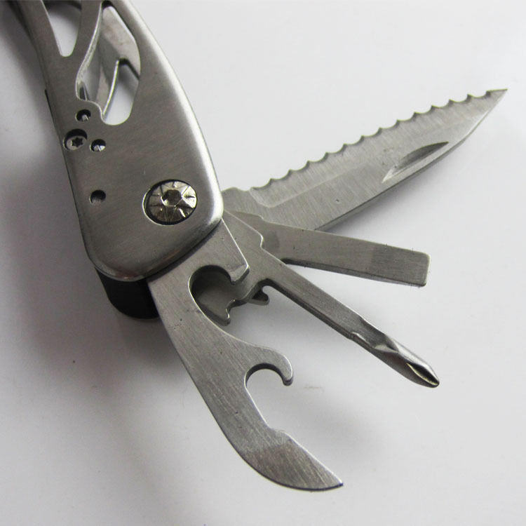 高品质多功能钳子 户外万用工具钳 多功能折叠钳 不锈钢折叠钳子