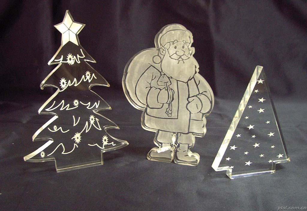 供应济南迷你型礼品加工激光雕刻机,水晶工艺品切割机,激光雕刻机