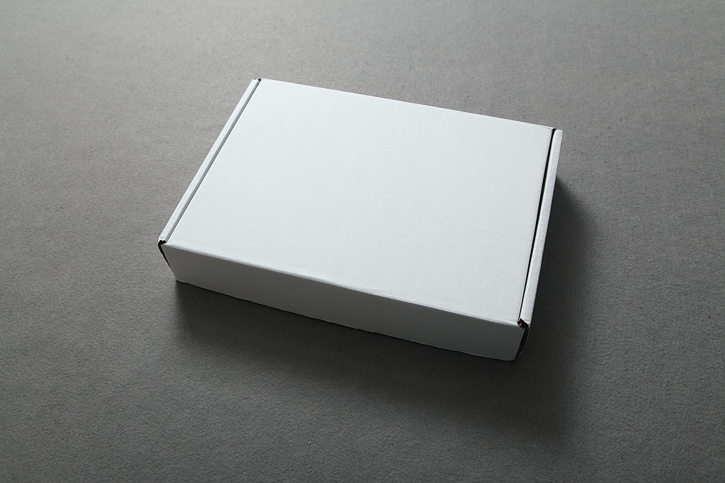 2013白色春夏服装女装快递包装飞机盒