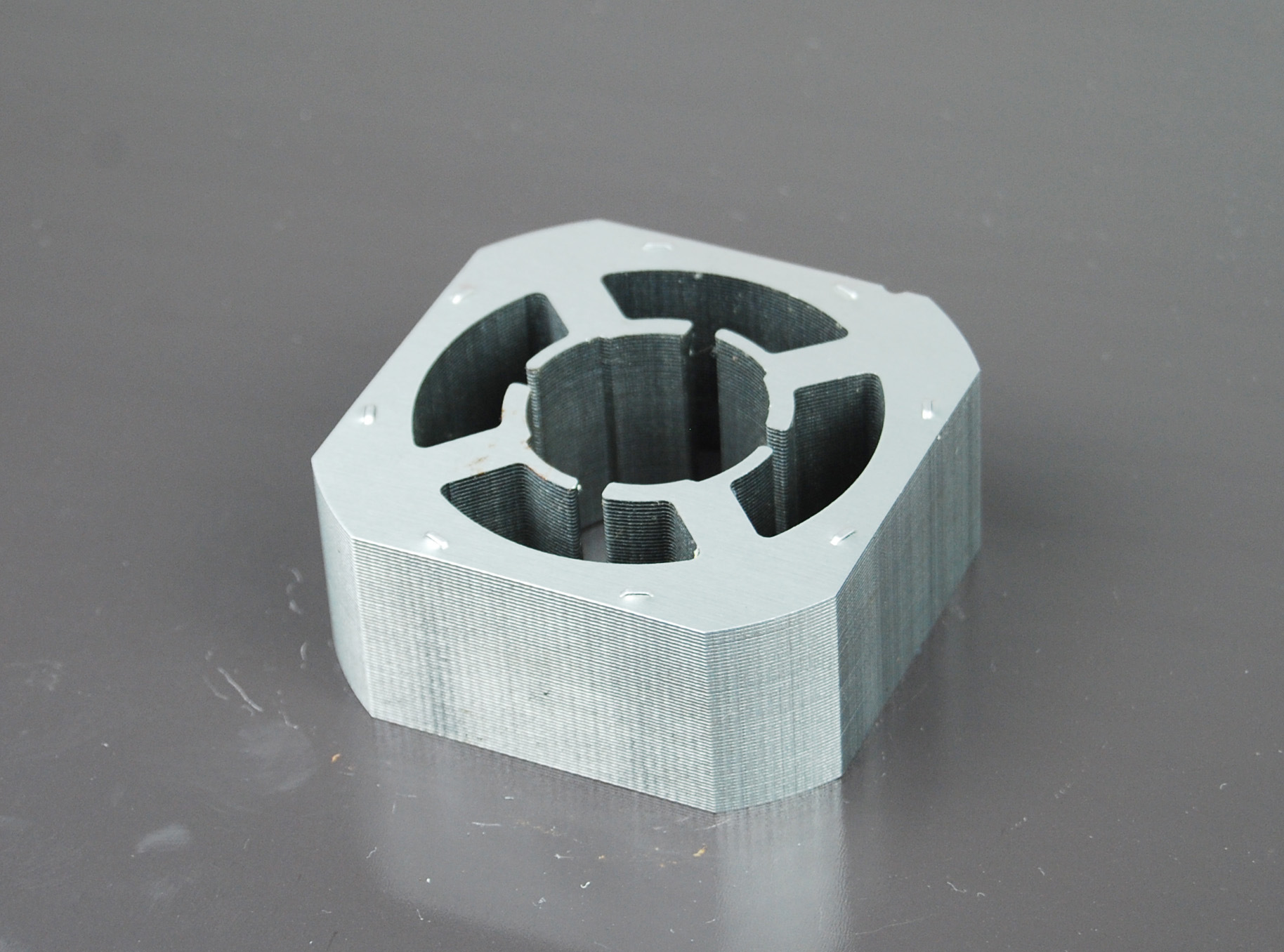 厂家供应直流无刷水泵电机定子铁芯冲片