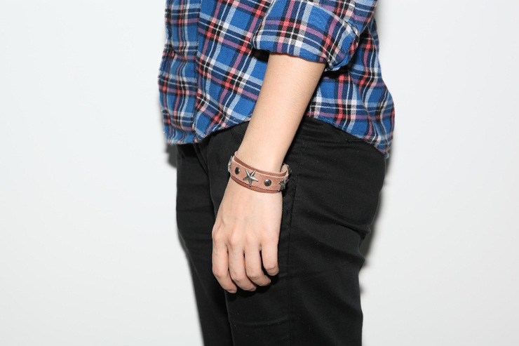 韩日潮流牛仔朋克风皮手链手环 朋克个性时尚手带 精致星点皮手链