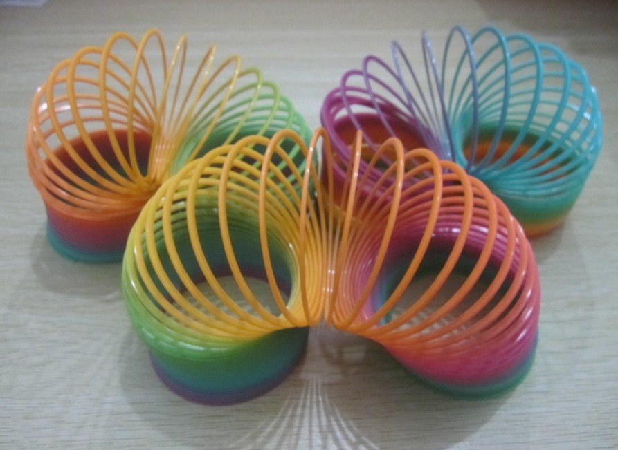 80后怀旧玩具地摊畅销彩虹圈拉拉圈弹性超好不易折断75cm