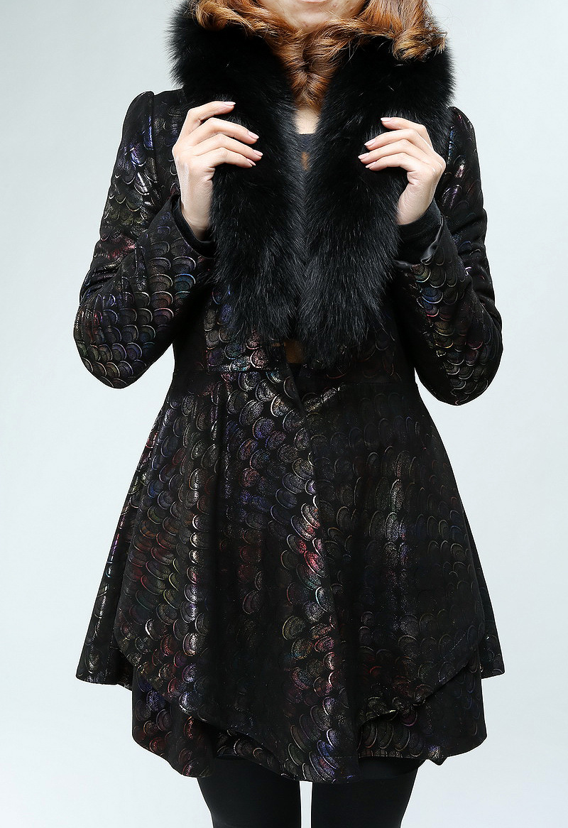 2013新款海宁皮草批发孔雀纹绵羊皮狐狸毛领水貂皮草外套特价皮草