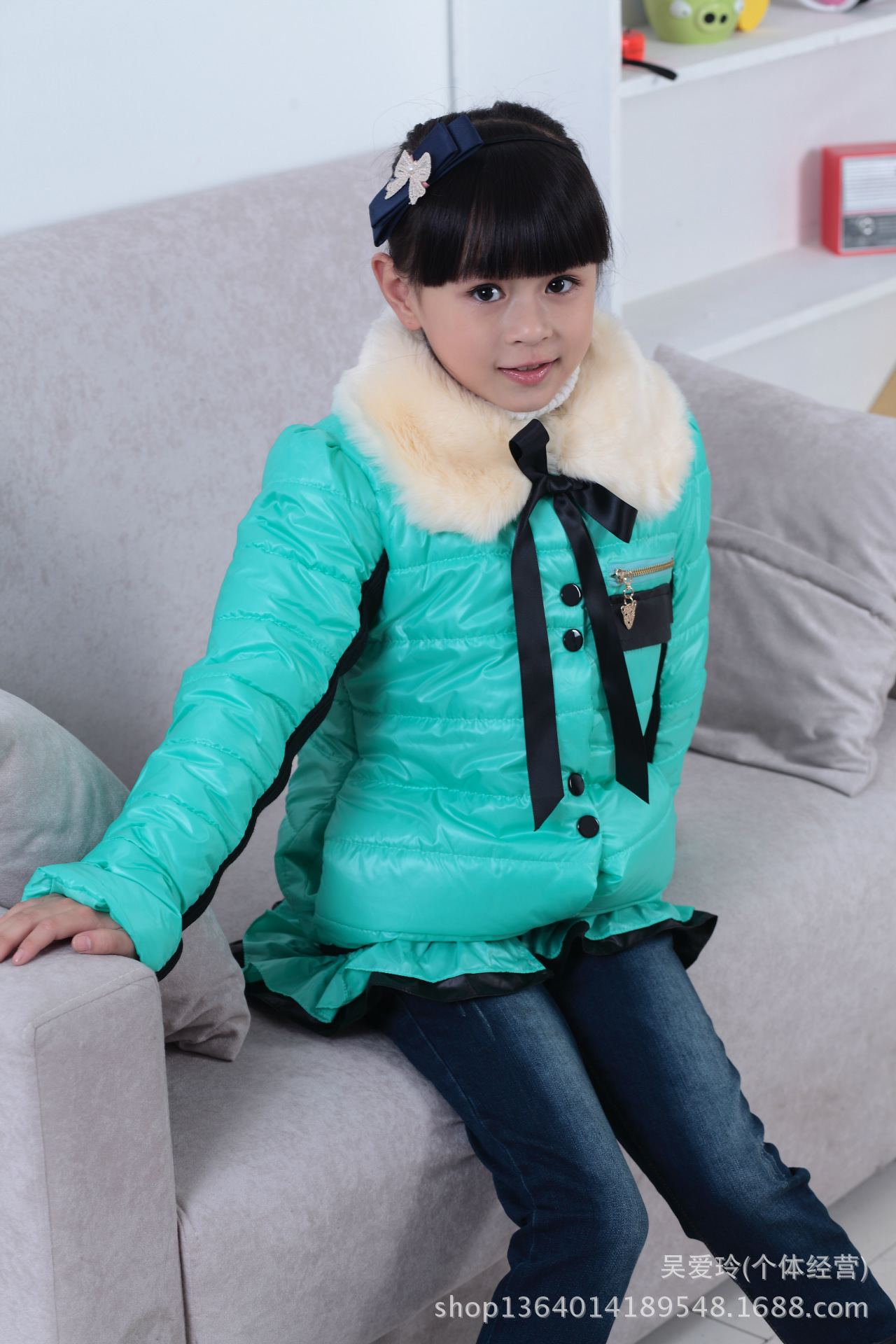 童装真毛领棉袄 中童蝴蝶结加厚棉服外套   &nbsp; &nbsp; 模特佳佳9
