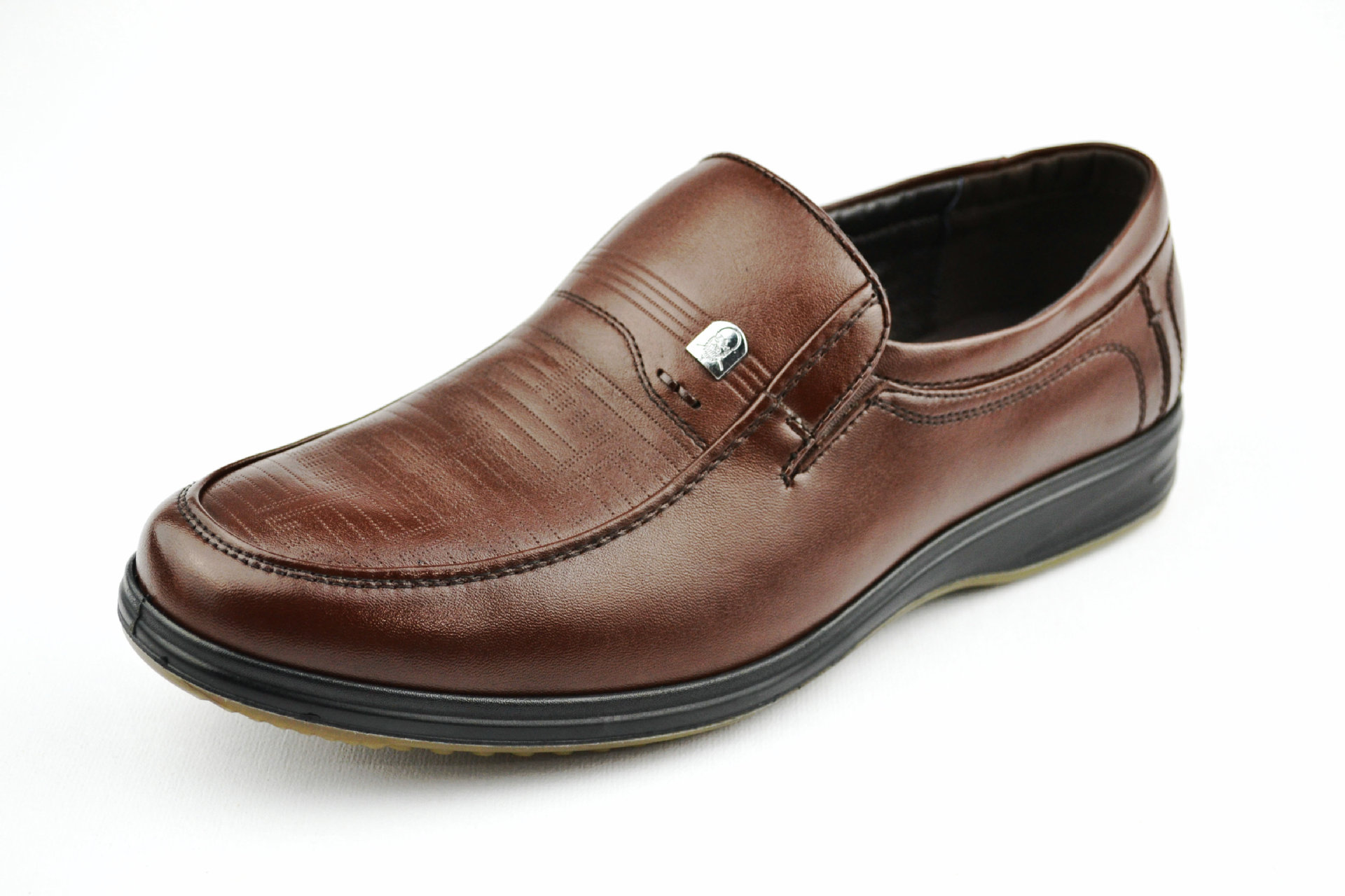 一件代发寻代理批发男皮鞋舒适休闲男单鞋套脚真皮牛筋底男皮鞋