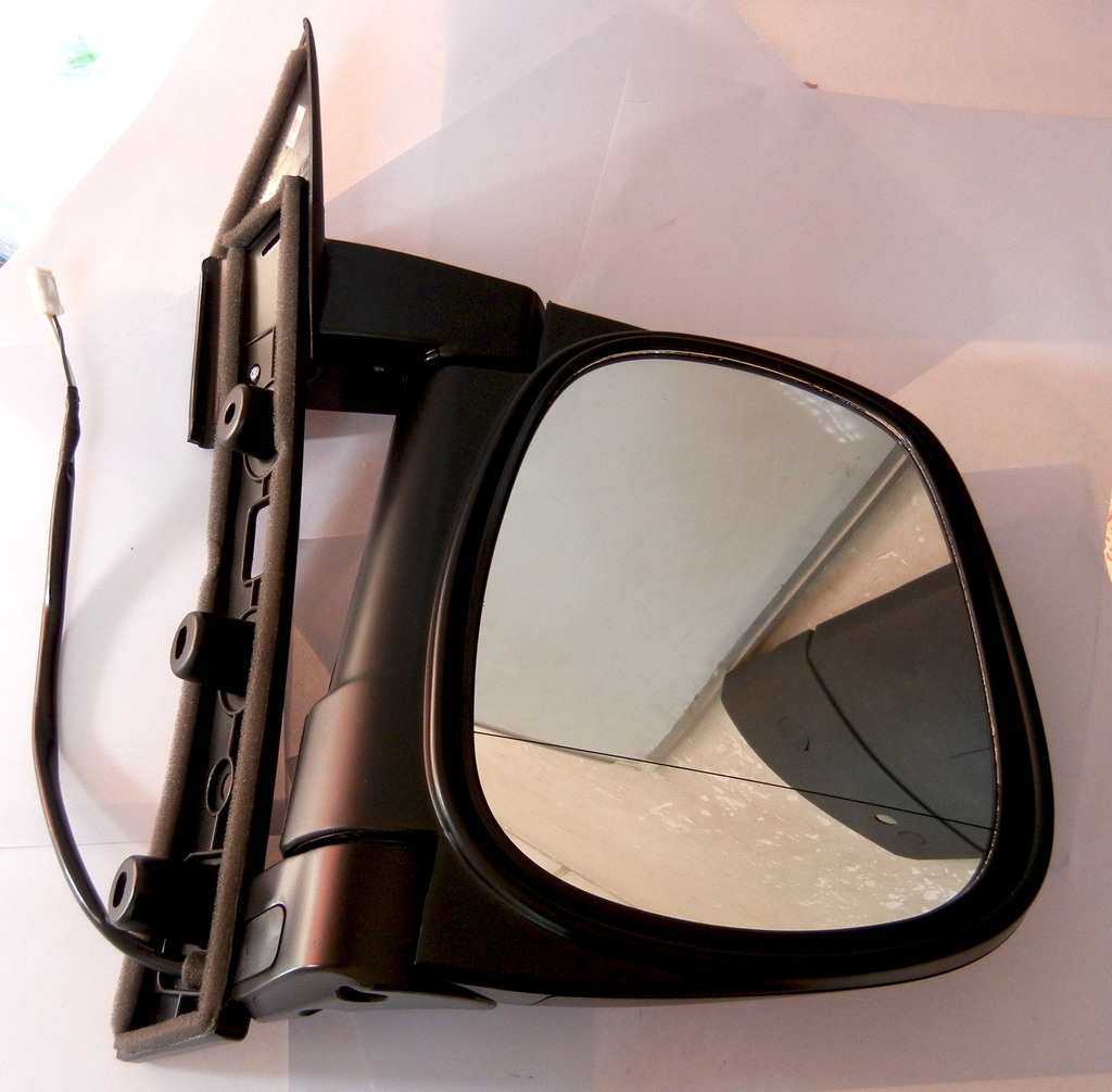 瑞风倒车镜(电动)右