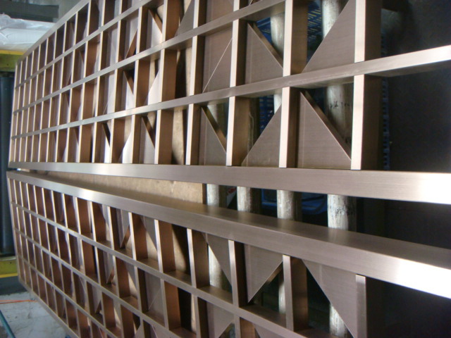 古铜色屏风格栅