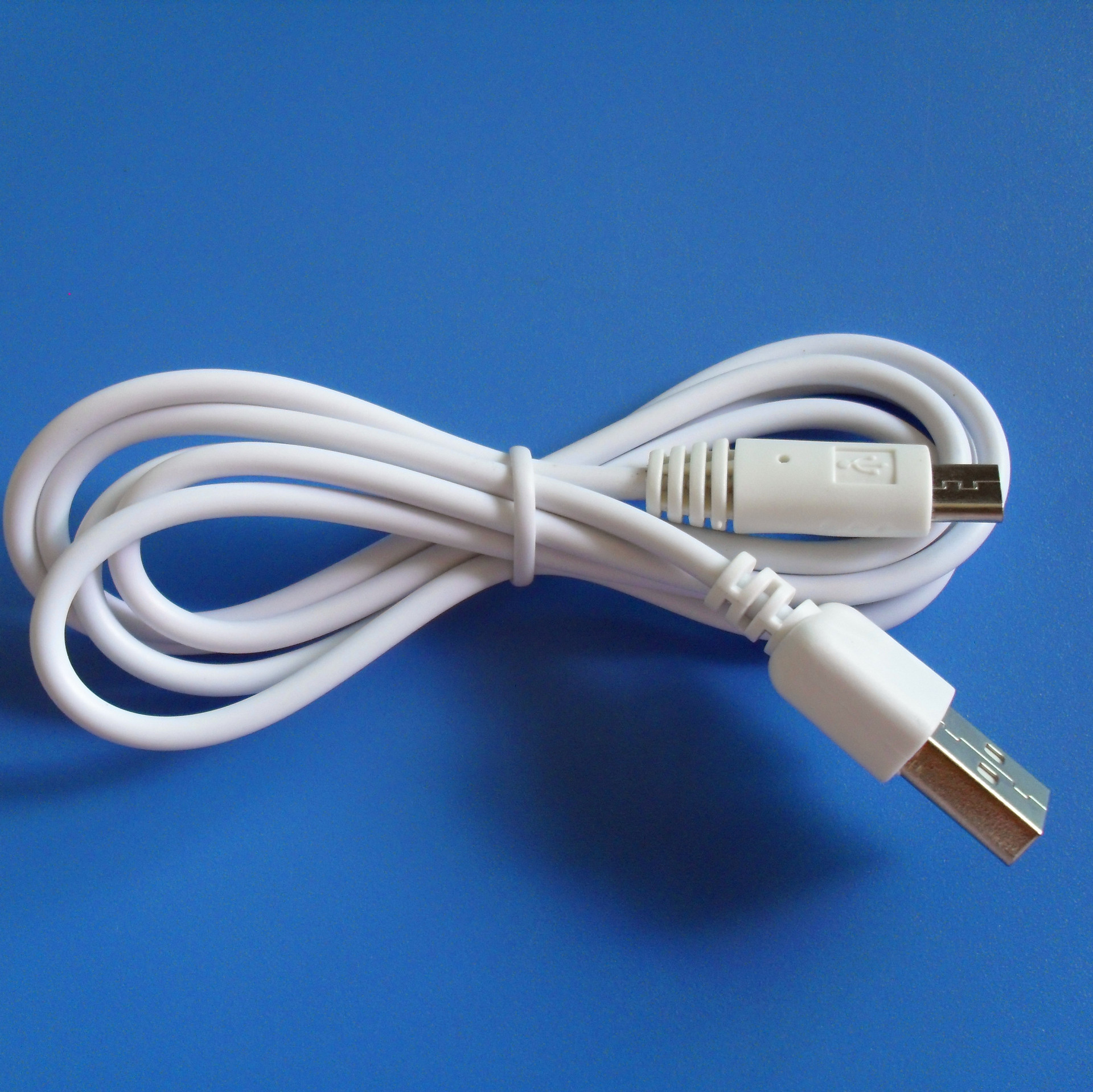 低价销售micro充电线 质量保证 夏季促销