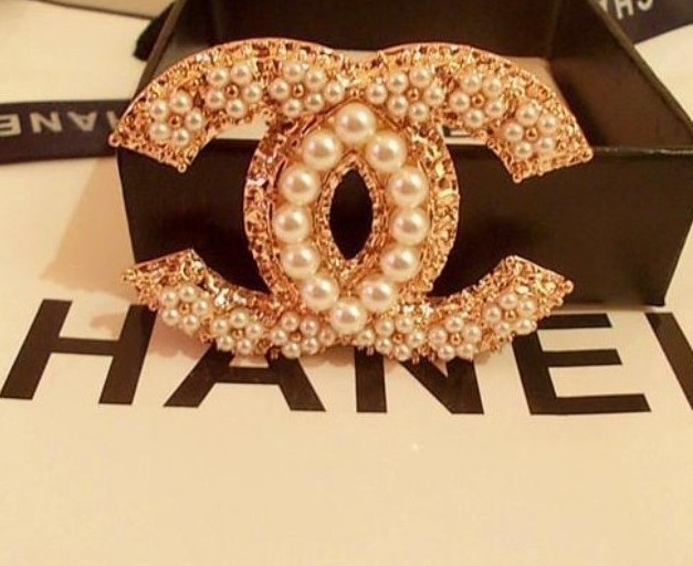 名媛小香风 双c珍珠饰品胸针