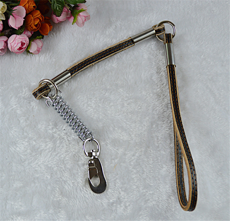 宠物用品 双层加厚牛皮宠物牵引带 牵引绳 狗短牵 带弹簧 2色
