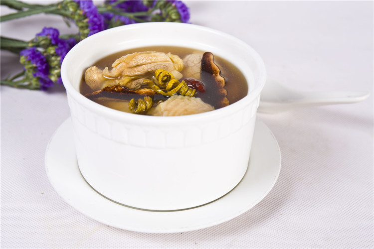 连锁餐厅用 石斛灵芝炖老鸡 石斛炖汤 灵芝炖汤 鸡汤