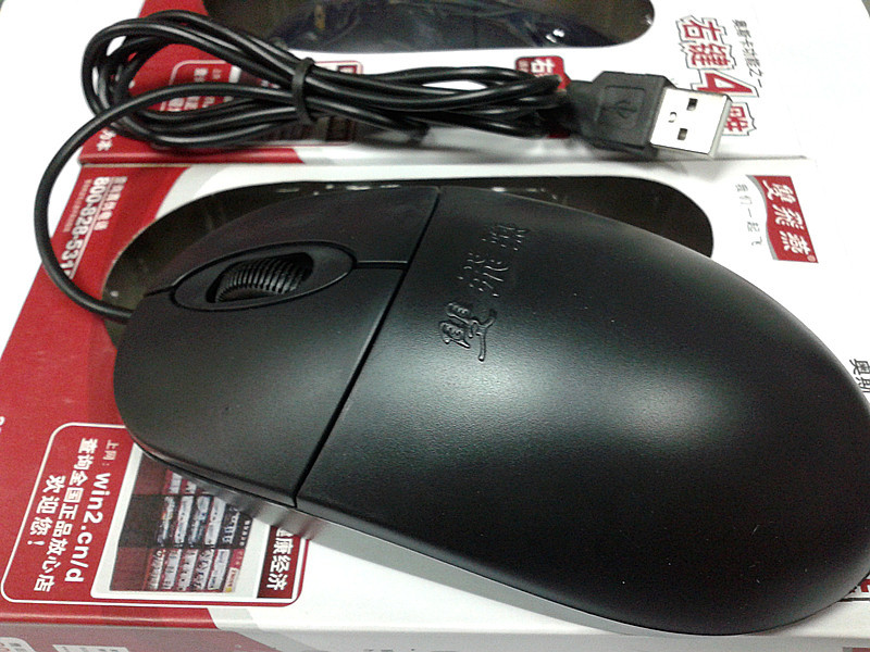 厂家直销 现货供应 双飞燕 op-220有线游戏鼠标 usb 低价促销