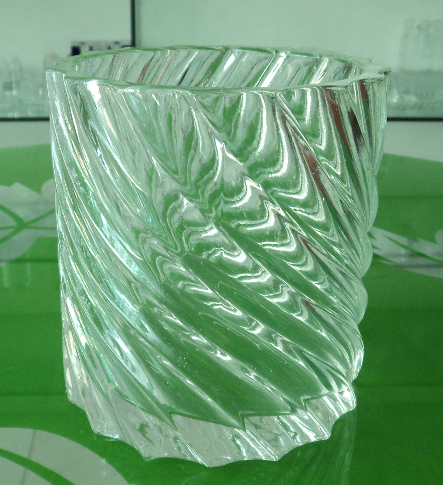 机压玻璃灯罩,110纽纹直筒水晶罩