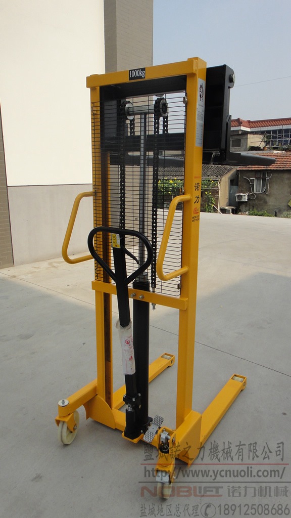 诺力手动升高叉车托盘堆高液压升降铲车1吨升高1.6米型号sfh1016